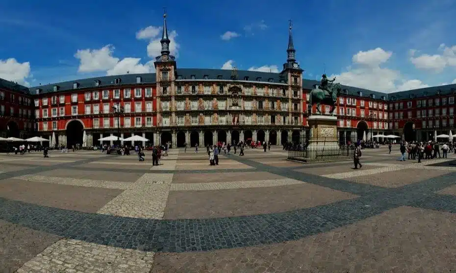 Onde ficar em Madri? Top 8 Bairros e Melhores Hotéis em Madrid